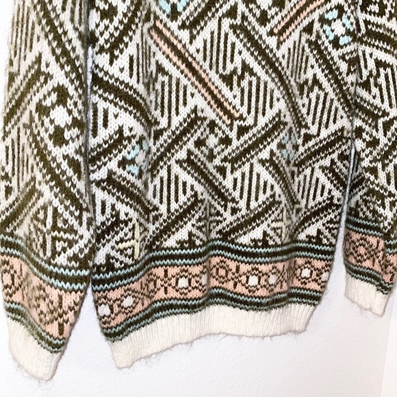 VNTAGE 90s T.Q. Geometric Crewneck Pullover Sweater Size Medium - Picture 3 of 4